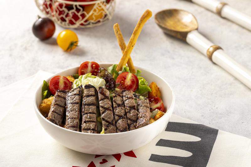 Etli Sezar Salata